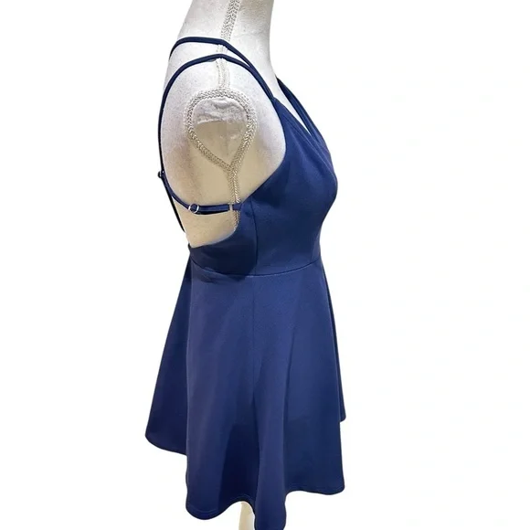 Lulu's believe in love Navy backless criss cross straps Mini skater Dress small - Picture 10 of 15